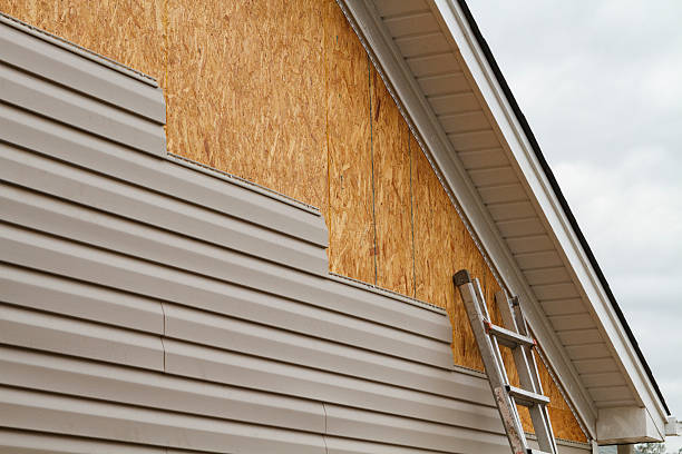 24/7 Emergency Storm Damage Siding Repair experts in North Bend, OH
